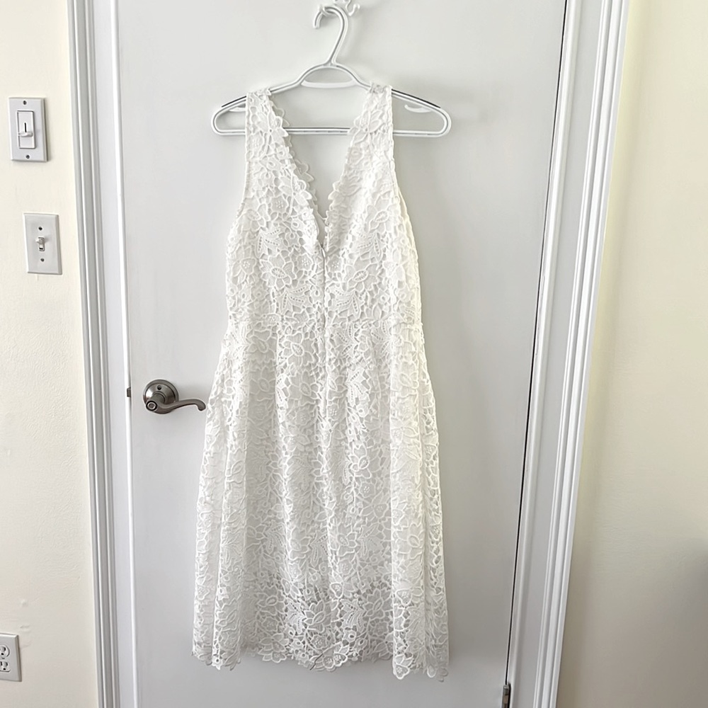 ASTR white lace dress. - Picture 2 of 4